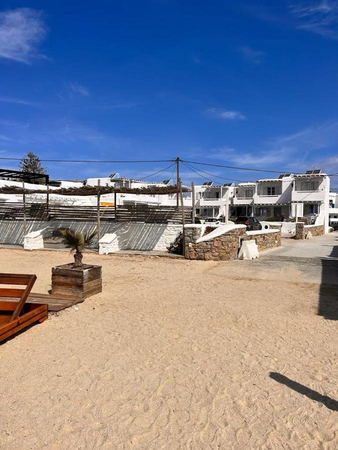 Sea Side In